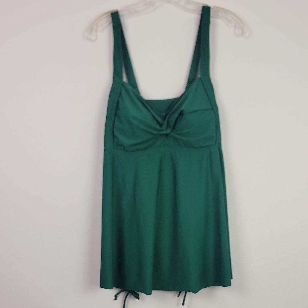 Swimsuit Two Piece Green & Floral Top & Shorts Size 16W Wrong, Actual Size 12/14